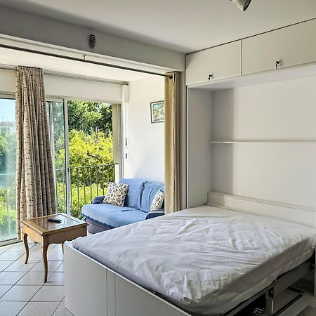 Apartment Les Roses Lauriers By Interhome Le Lavandou Exteriör bild